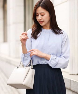 ＜MK MICHEL KLEIN (Women)＞タックデザインサッカーブラウス／洗える