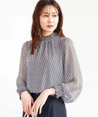 MK MICHEL  / エムケーミッシェルクラン 幾何柄シフォンスタンドカラーブラウス/洗える 幾何柄シフォンスタンドカラーブラウス／洗える | MK MICHEL