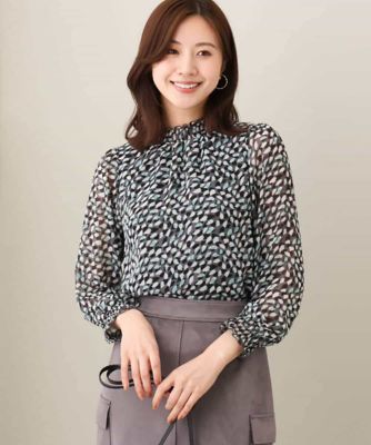 総柄シャーリングデザインシフォンブラウス／洗える