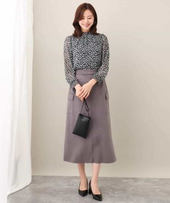 総柄シャーリングデザインシフォンブラウス／洗える