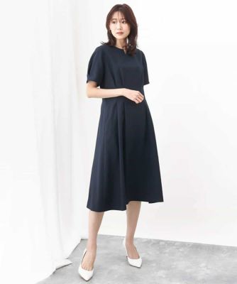 m*a様 新品タグ付き✨アーガ　定価2.7万　キーネックタックワンピース　ウール ウエストタックキーネックワンピース／洗える | MK MICHEL KLEIN
