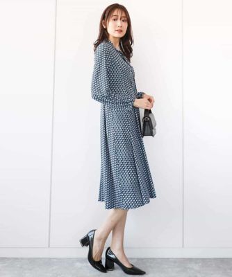 ボウタイデザイン幾何柄ワンピース／洗える