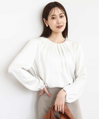 MK MICHEL KLEIN (Women)/エムケーミッシェルクラン ウェーブサテンタックディティールブラウス/洗える 80アイボリー トップス【三越伊勢丹/公式】