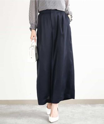 サテンワイドシルエットパンツ／洗える