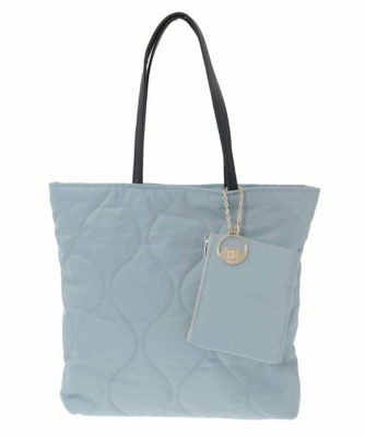 ポーチ・チャーム付き／A4収納可］キルティングスクエアトートバッグ