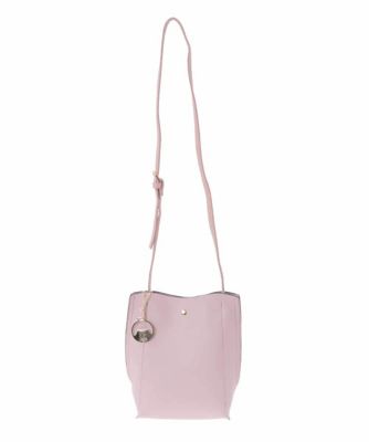 軽量／チャーム付き］ウェーブカットステッチショルダーバッグ | MK