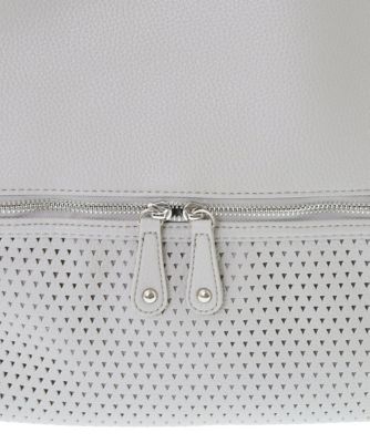 ［２ＷＡＹ／Ａ４サイズ対応］パンチングデザイン変形トートバッグ