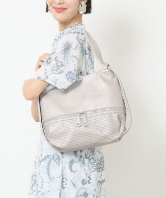 2WAY／人気の定番BAG］パンチングデザイン変形ミニトートバッグ
