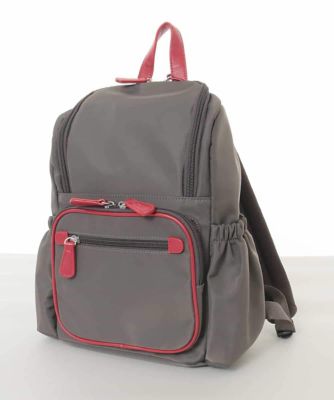 ＜MK MICHEL KLEIN BAG (Women)＞［撥水加工／軽量］スクエアデザインコンパクトリュック