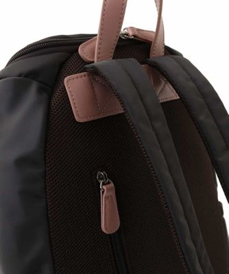 ［撥水加工／Ａ４収納］スクエアデザインバックパック