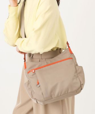 ＜MK MICHEL KLEIN BAG (Women)＞［撥水／軽量］アクセントレザーショルダーバッグ