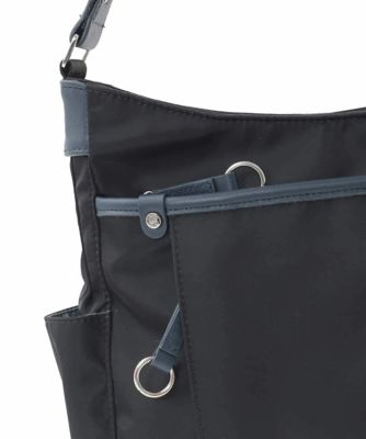 撥水／軽量］アクセントレザーショルダーバッグ | MK MICHEL KLEIN BAG 