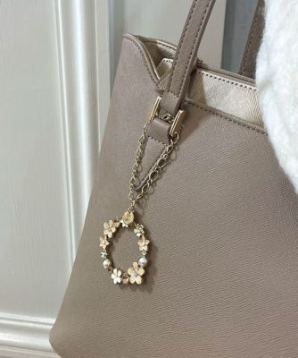 ＜MK MICHEL KLEIN BAG (Women)＞フラワーモチーフチャーム