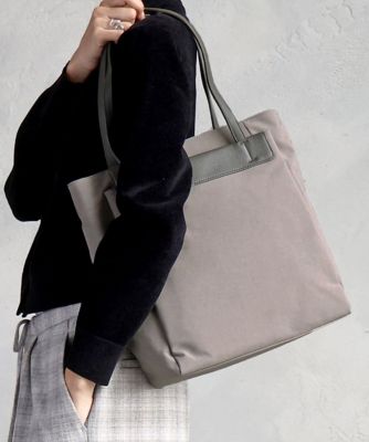 MK MICHEL KLEIN BAG (Women)/エムケーミッシェルクランバッグ [A4収納可]異素材ジョイントスクエアトートバッグ 92グレー 旅行用かばん・バッグ【三越伊勢丹/公式】