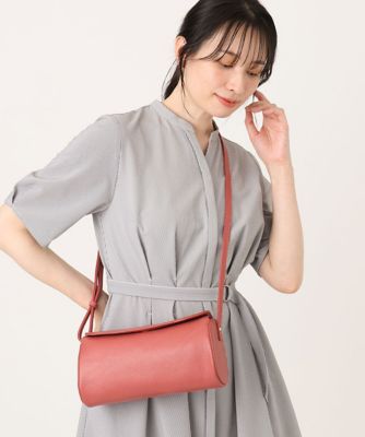 ＜MK MICHEL KLEIN BAG (Women)＞［３００ｇ以下の軽量］カウレザーシリンダーバッグ