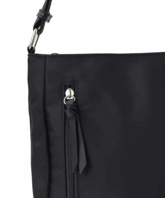 ［撥水加工／軽量］ナイロンスクエアショルダーバッグ