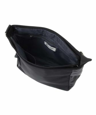 ［撥水加工／軽量］ナイロンスクエアショルダーバッグ