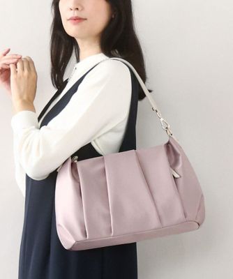 ＜MK MICHEL KLEIN BAG (Women)＞［２ＷＡＹ／５００ｇ以下の軽量］タックデザインワンショルダーバッグ
