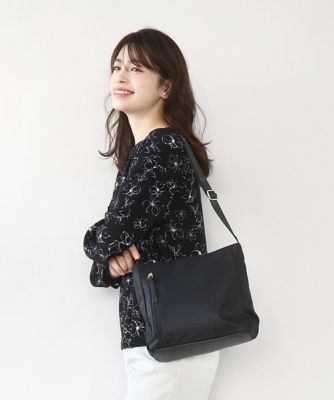 ＜MK MICHEL KLEIN BAG (Women)＞［撥水］ナイロンスクエアショルダーバッグ