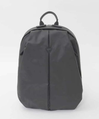 撥水／A4収納可］多機能ポケットセンタータックデザインリュック