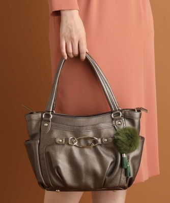 ＜MK MICHEL KLEIN BAG (Women)＞タッセルラビットファーチャーム