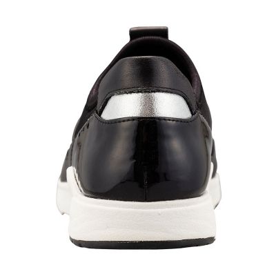 ペダラ　レディース　２Ｅ　　　２．５ｃｍヒール