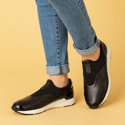ペダラ　レディース　２Ｅ　　　２．５ｃｍヒール