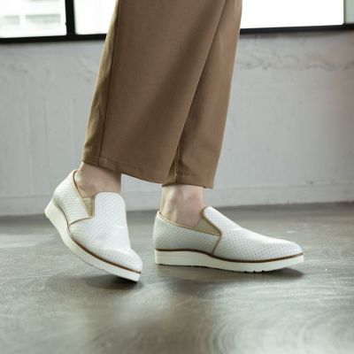 ペダラ　レディース　　ＬＡ　ＣＨＩＣ　２Ｅ　３．０ｃｍヒール