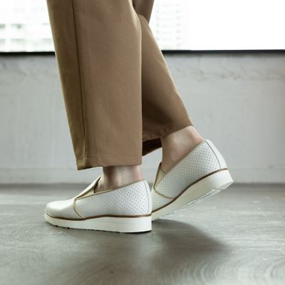 ペダラ　レディース　　ＬＡ　ＣＨＩＣ　２Ｅ　３．０ｃｍヒール