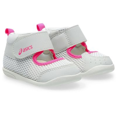 ＭＥＳＨＯＥＳ　ＦＩＲＳＴ