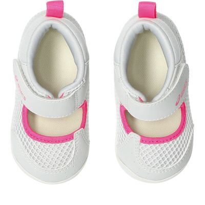 ＭＥＳＨＯＥＳ　ＦＩＲＳＴ