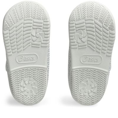 ＭＥＳＨＯＥＳ　ＦＩＲＳＴ