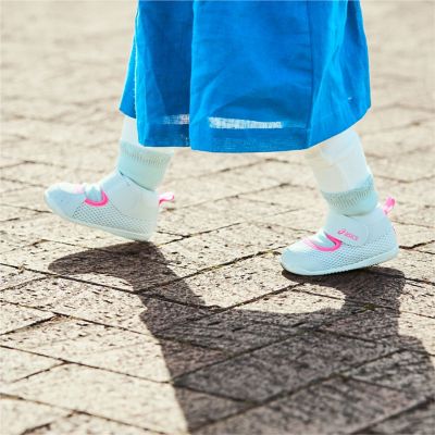 ＭＥＳＨＯＥＳ　ＦＩＲＳＴ