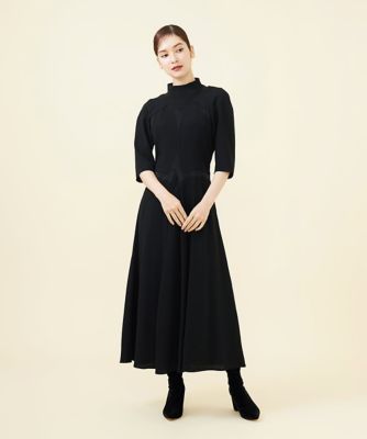SMART DRESS】サテンカットワークドレス | Sybilla