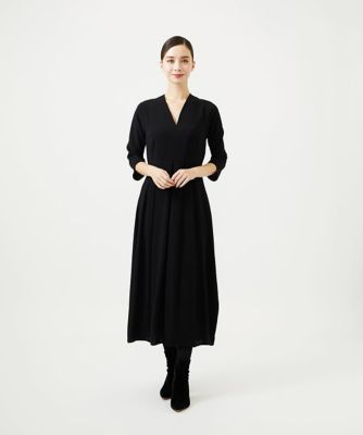 コクーンシルエットドレス