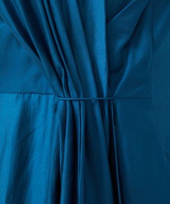 【ＳＭＡＲＴ　ＤＲＥＳＳ】フロントドレープドレス