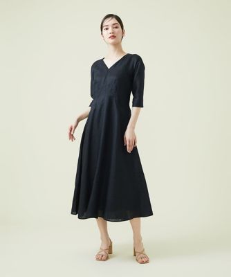 【ＭＯＮＯＴＯＮＥ】平織りリネンＶネックフレアドレス