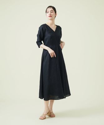 【ＭＯＮＯＴＯＮＥ】平織りリネンＶネックフレアドレス
