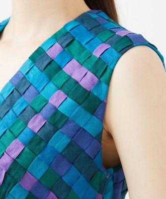 イントレチャートドレス