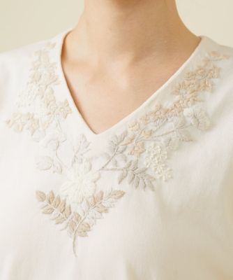 ガーデンフラワー刺繍プルオーバー