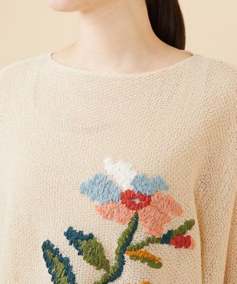 テープヤーンフラワー刺繍プルオーバー