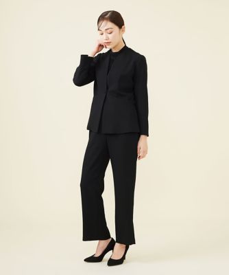 バックベンツ入りパンツ