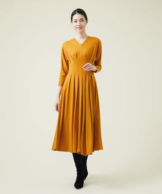 【未使用】シビラ　ルミナリースムースデザインドレス　ワンピースよろしくお願いします