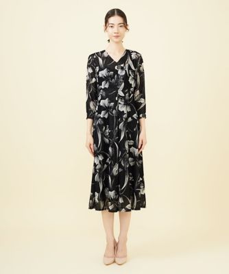 シビラ モノトーン 幾何学 ワンピース モノトーンフラワーフロッキードレス | Sybilla (Women)/シビラ | 三越