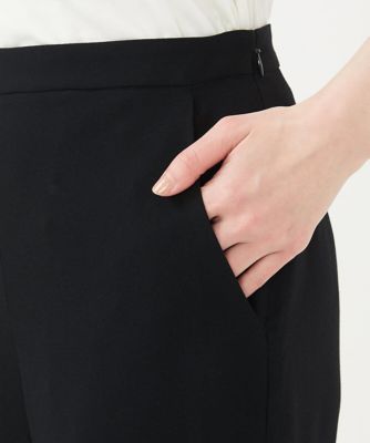 バックサテンストレートパンツ