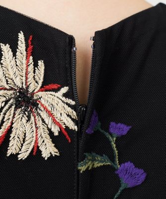 マーガレットチュール刺繍ドレス