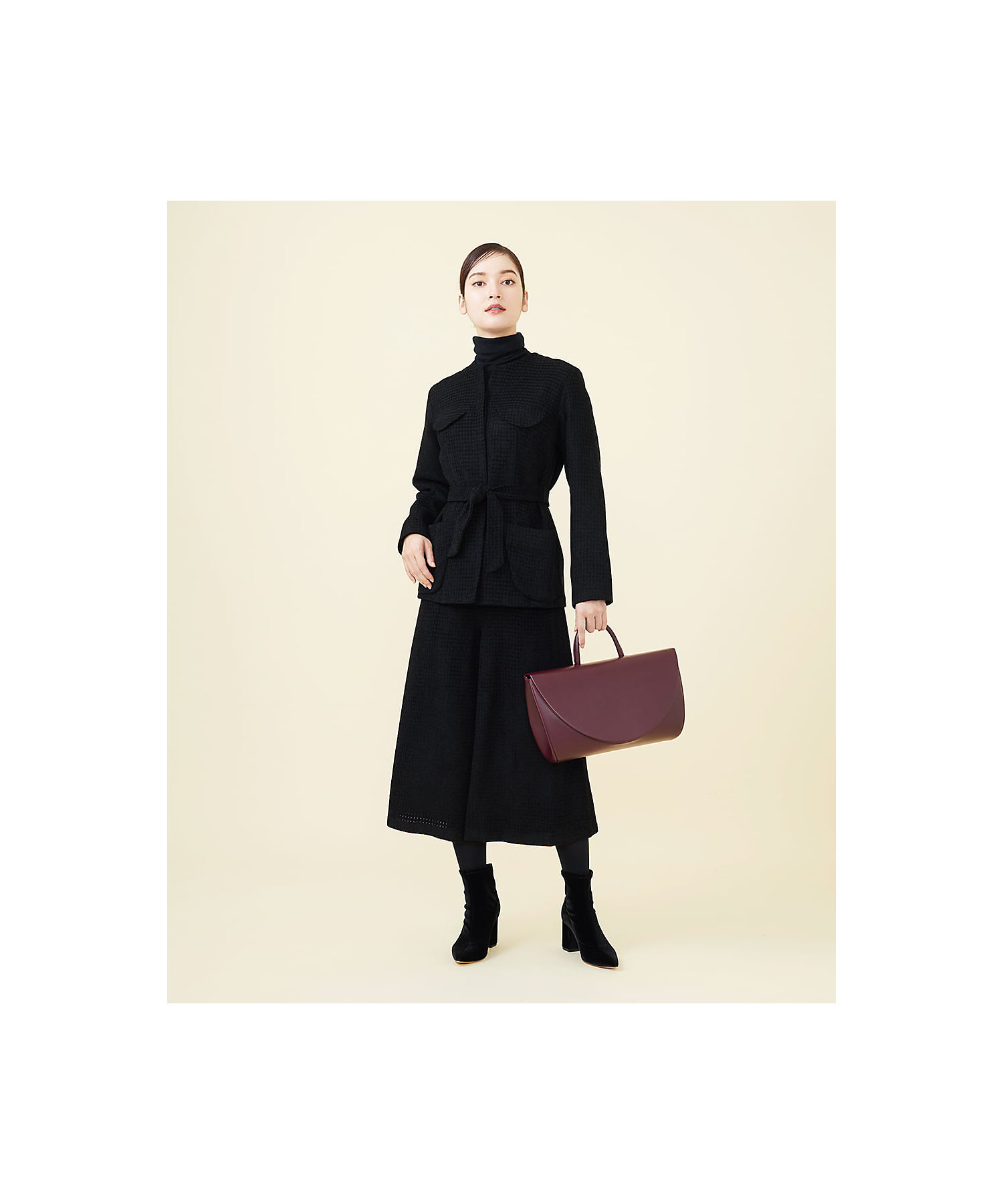 カウレザーフォルムバッグ | Sybilla (Women)/シビラ | 三越 カウレザーフォルムバッグ | Sybilla (Women)/シビラ | 三越