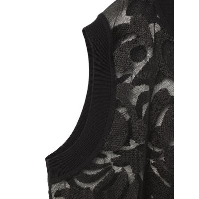 ｍｉｚｕｉｒｏ　ｉｎｄ　クロシェットネット刺繍ベスト