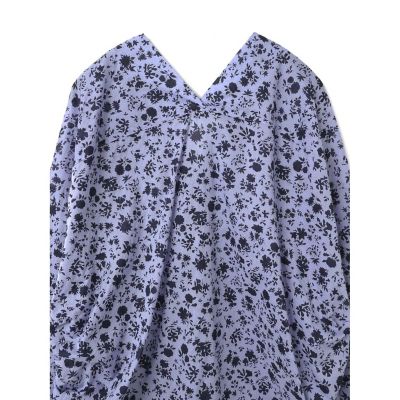 ｍｉｚｕｉｒｏ　ｉｎｄ　スモールフラワーＶネックシャツ