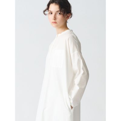 ｍｉｚｕｉｒｏ　ｉｎｄ　パンチングスタンドカラーロングワンピース